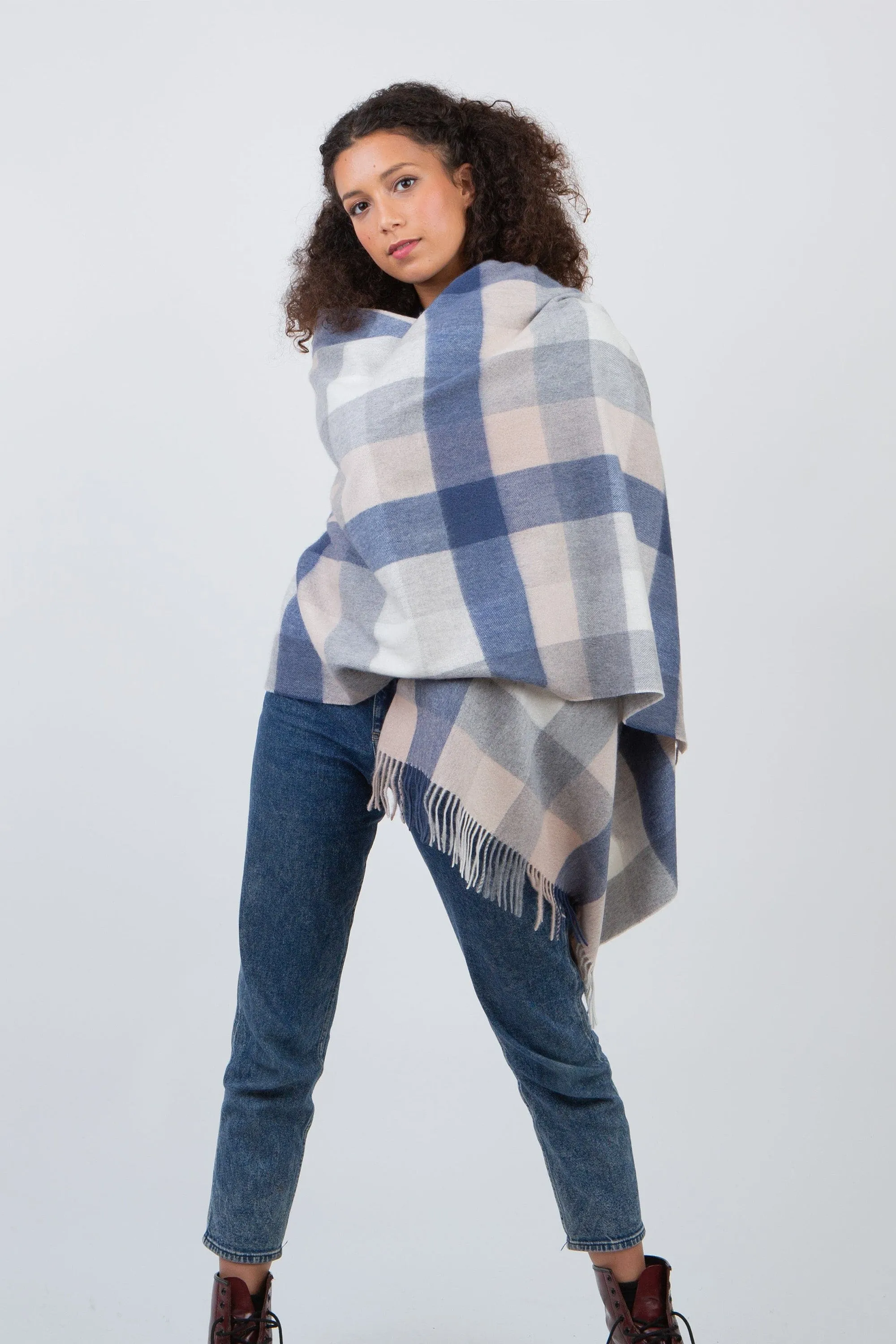 5 Square Check Cashmere Stole - Swiss Coffee