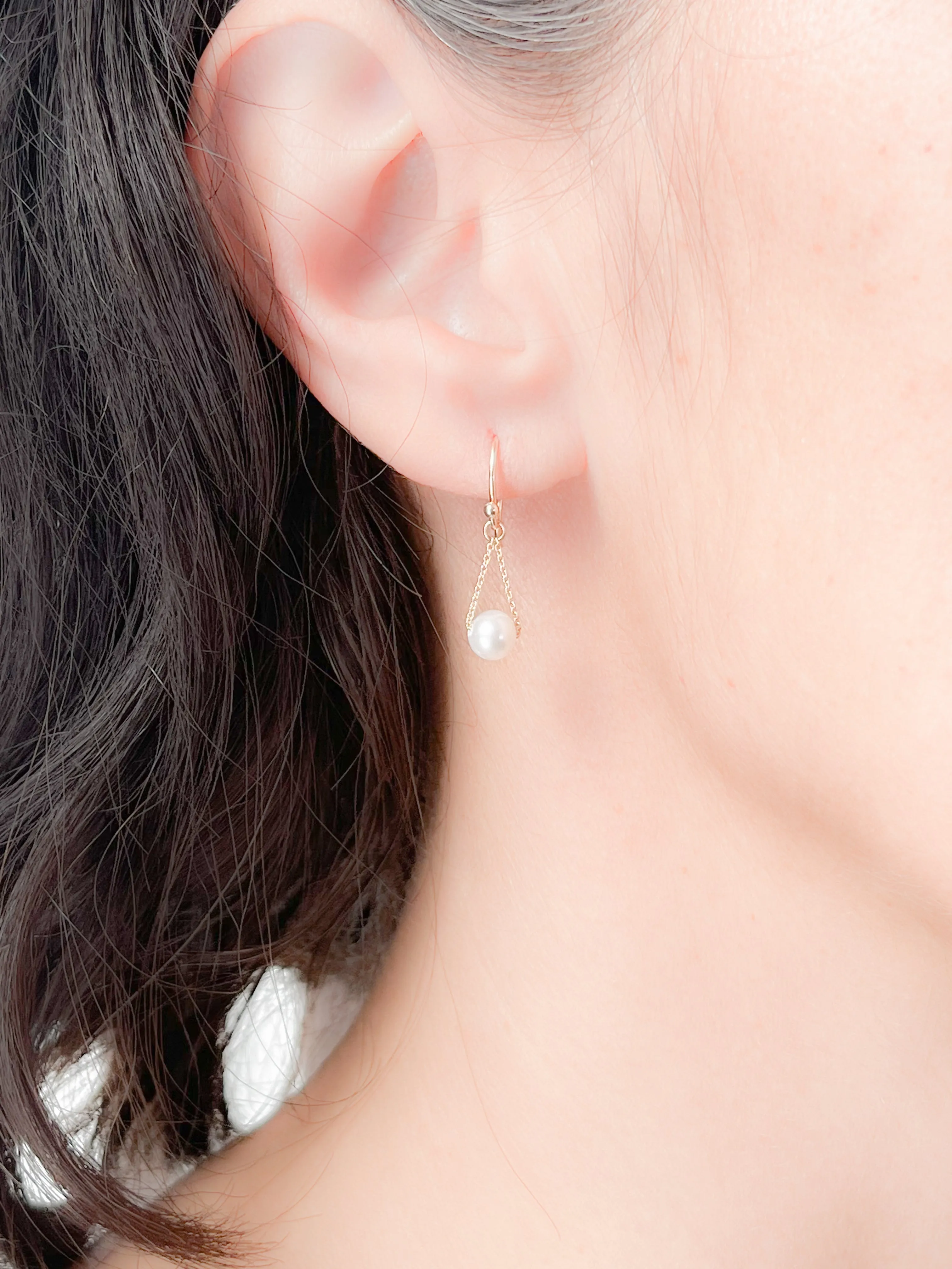 <!--ER400-->short pearl swing earrings