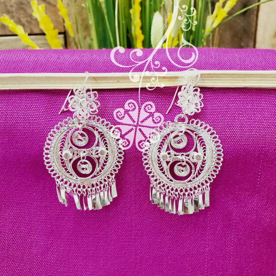 Medium Silver Filigrana Artisan Earrings