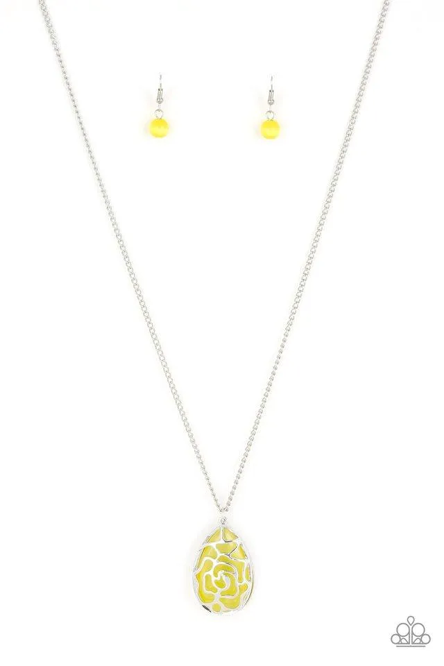 Paparazzi Necklace ~ Gleaming Gardens - Yellow