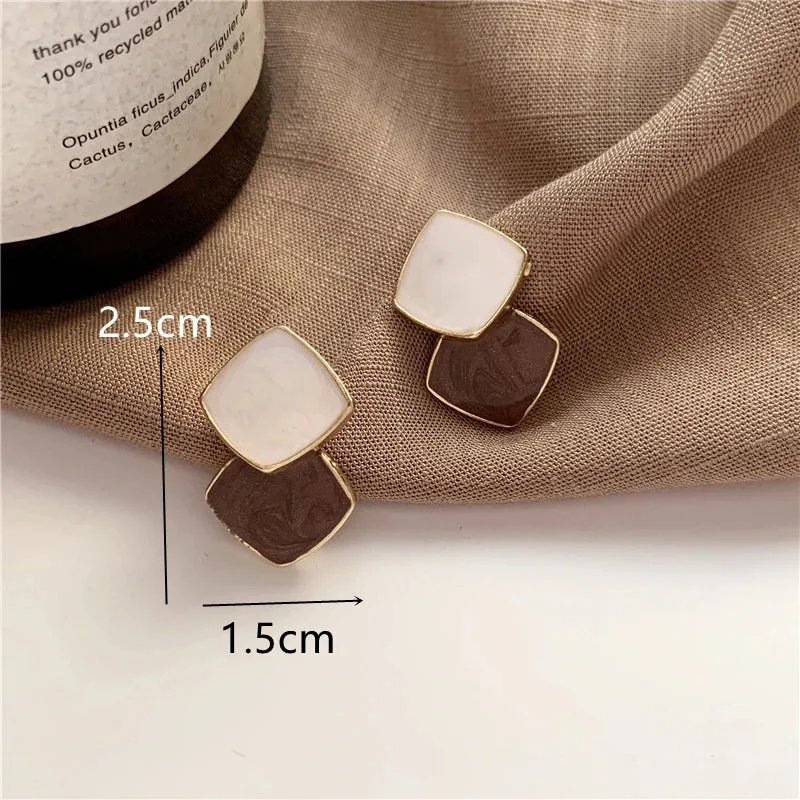 Retro Gold Circle Stud Earrings Women