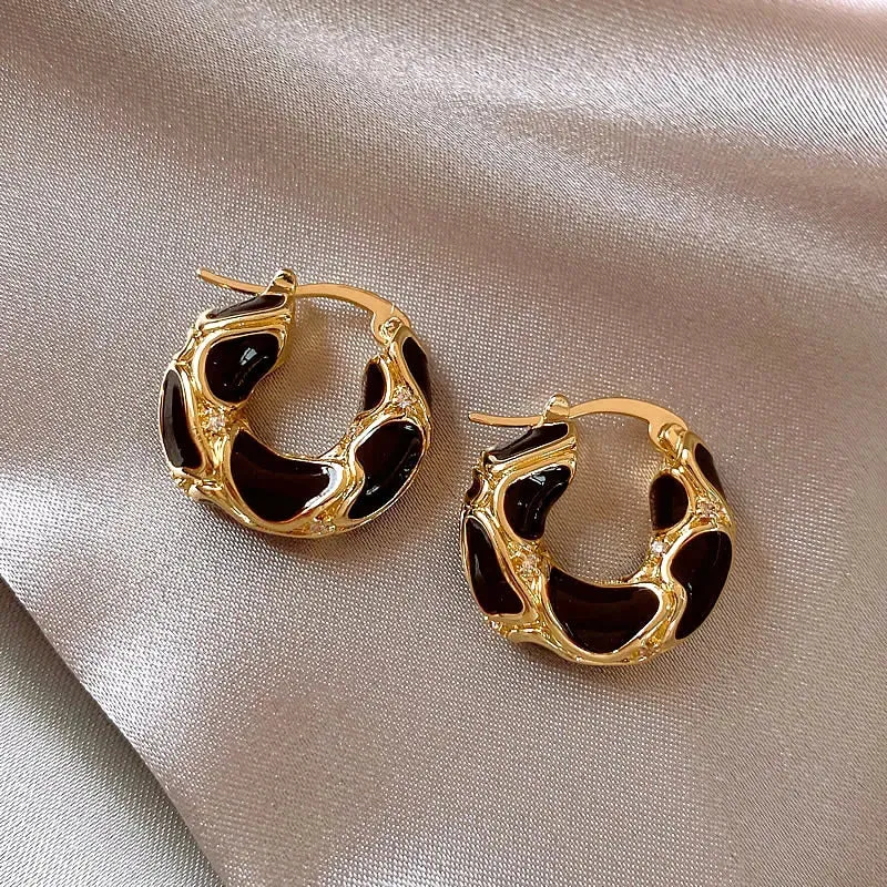 VAIGE Elegant Antique Gold Hoop Earrings