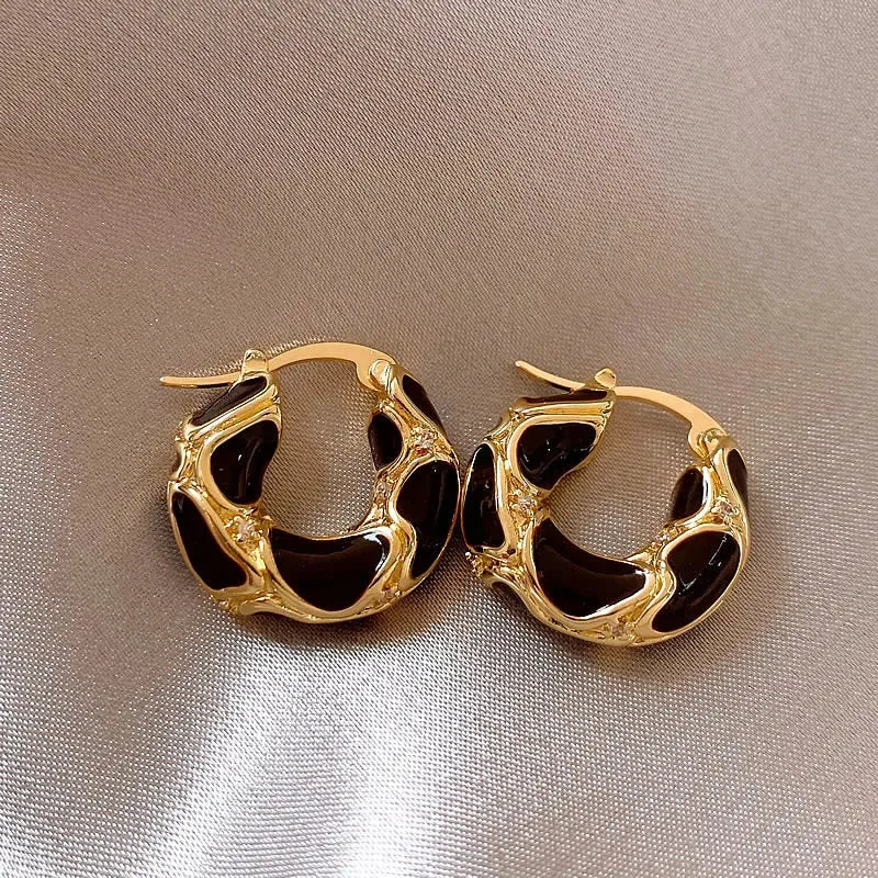 VAIGE Elegant Antique Gold Hoop Earrings