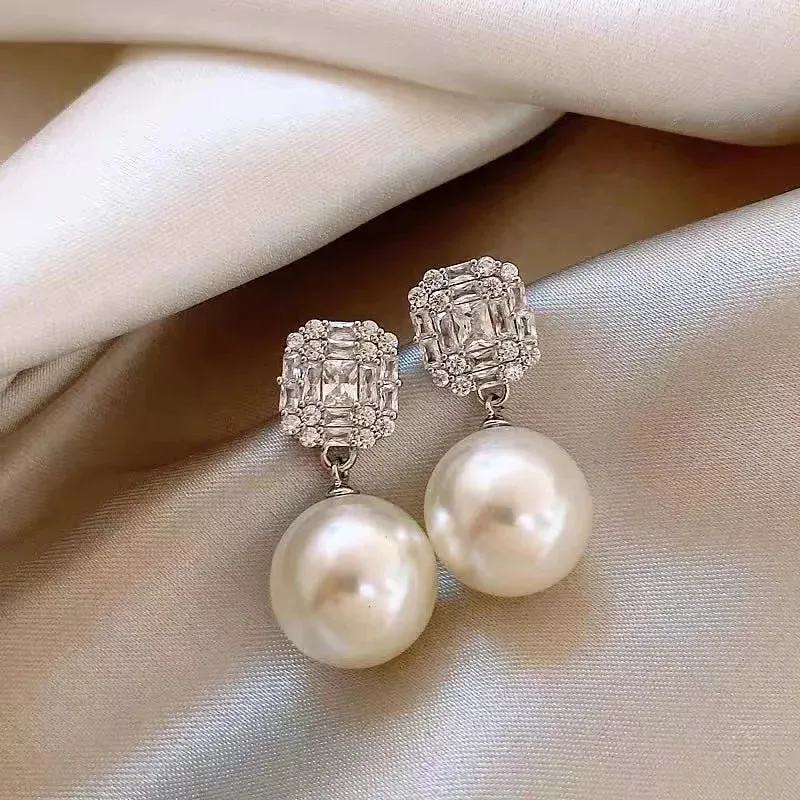 VAIGE Elegant Gold-Plated Drop Earrings with Shiny Zircon Crystal and Simulated Pearl for Parties and Special Occasions