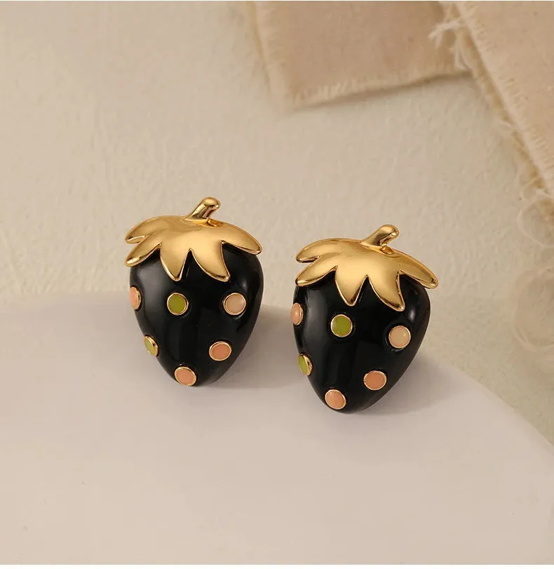 VAIGE Elegant Noir Berry Studs