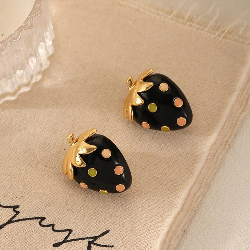 VAIGE Elegant Noir Berry Studs